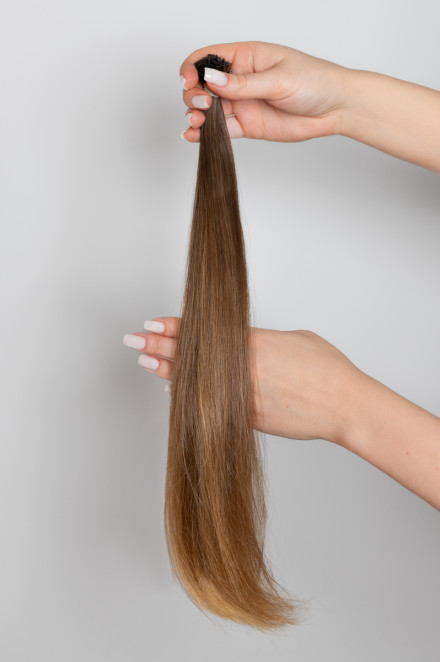 Virgin Hair #8 tmavě medová | délka: 40 cm | 47 pramenů